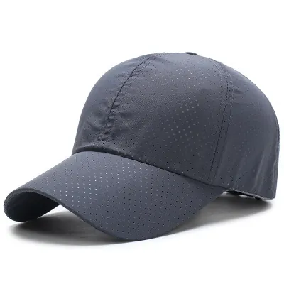 Perforated running cap in Dark Grey