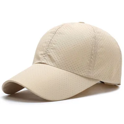 Perforated running cap in Khaki